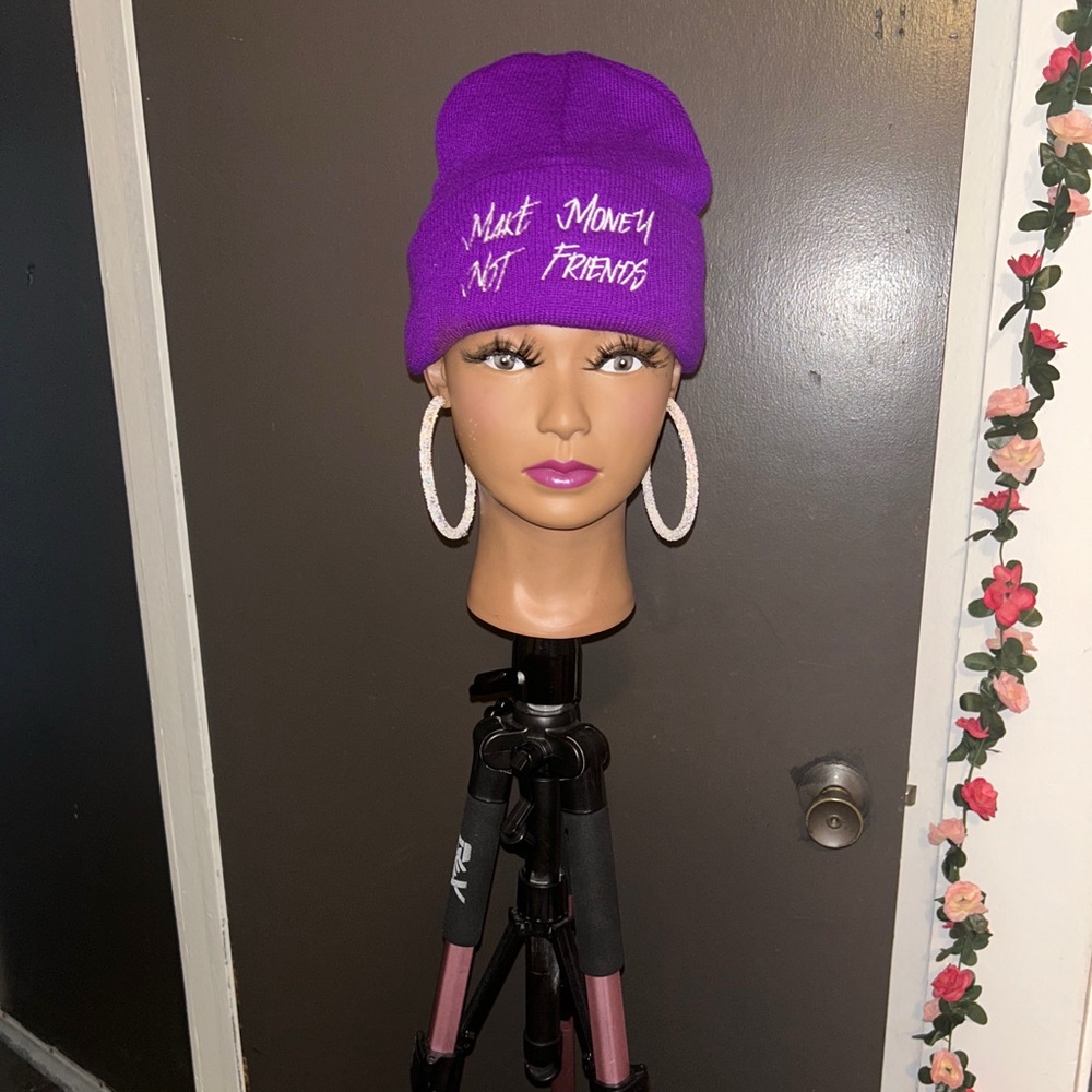 Women’s  Skully